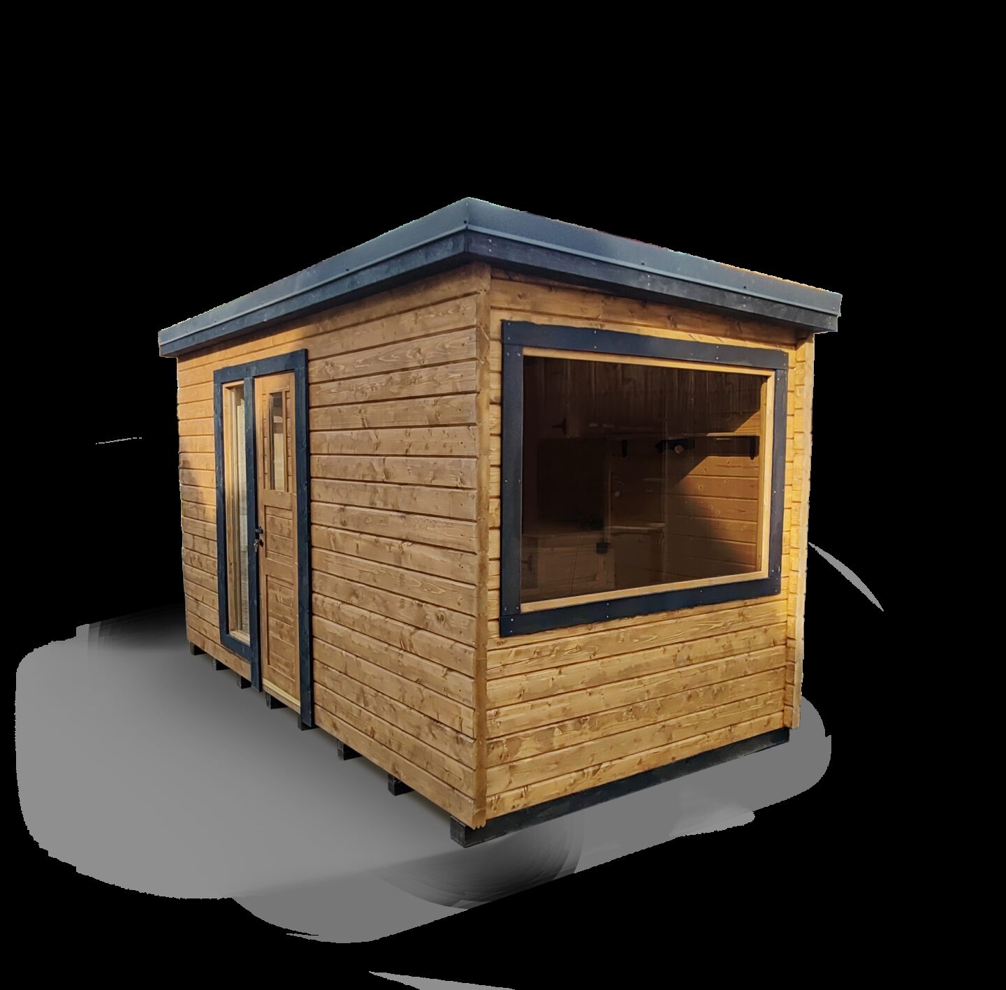 Feuerbad Tiny House DELUXE aus Holz mit großer Fensterfront und seitlicher Eingangstür